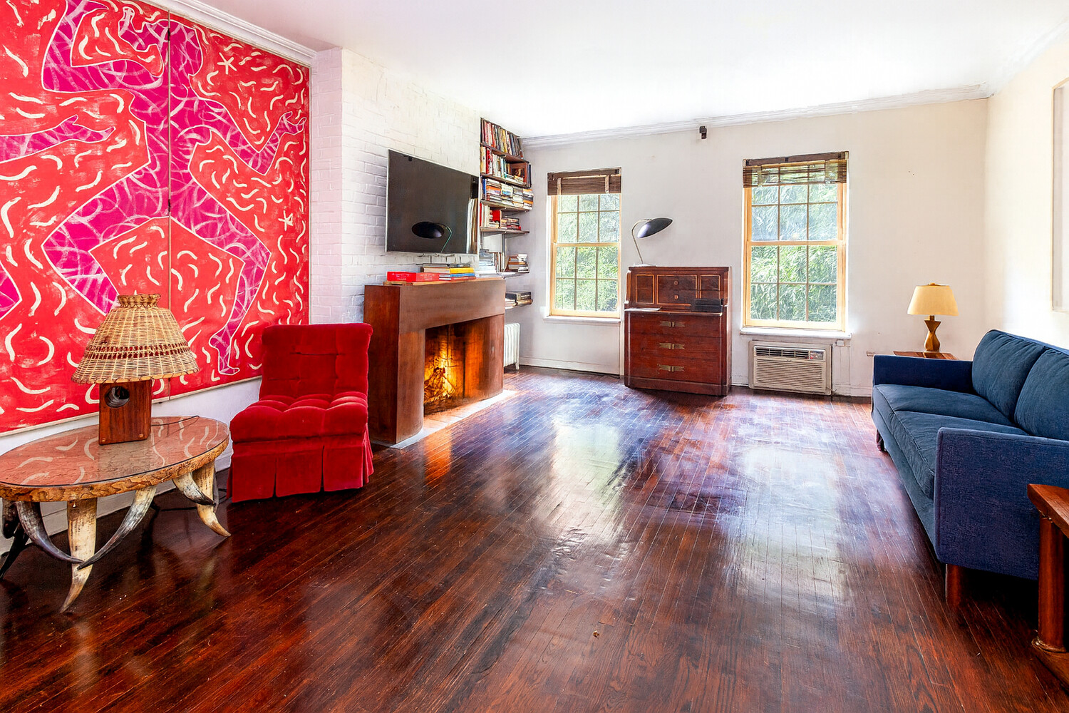 312 W 19TH Street 2