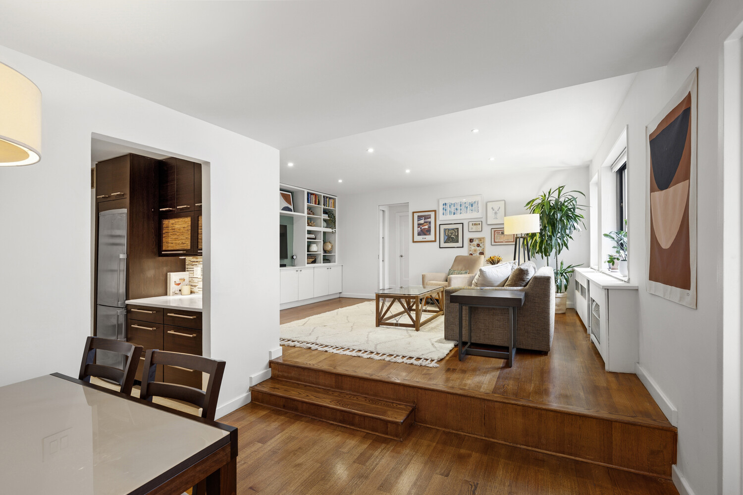 85 8TH Avenue 4T