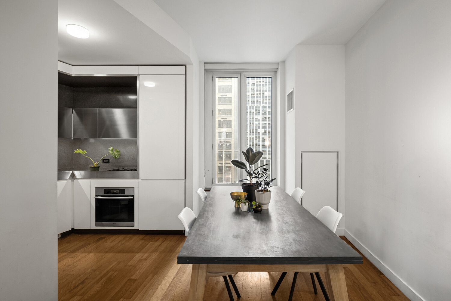 15 WILLIAM Street 15H