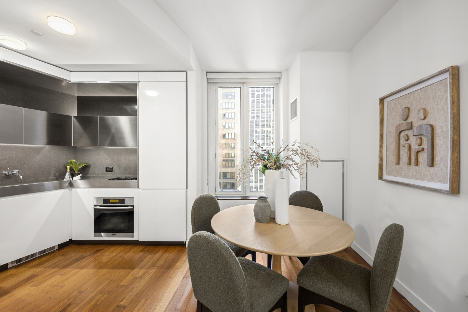 15 WILLIAM Street 15H