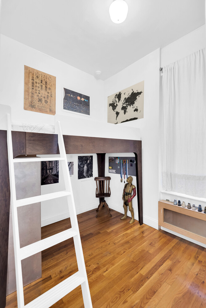 993 AMSTERDAM Avenue 4B