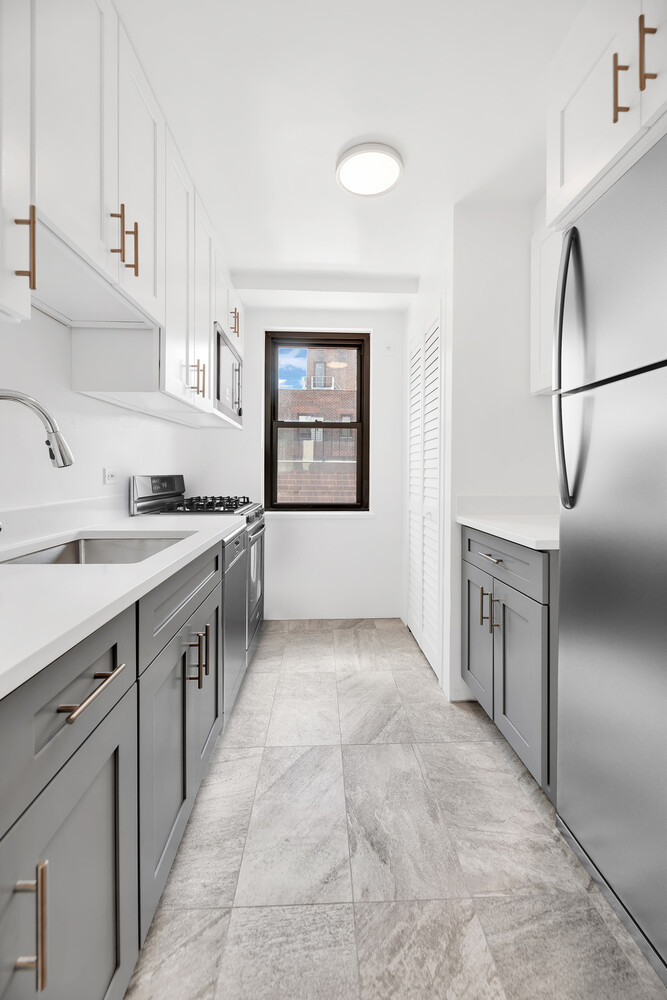 110 E 36TH Street 11A