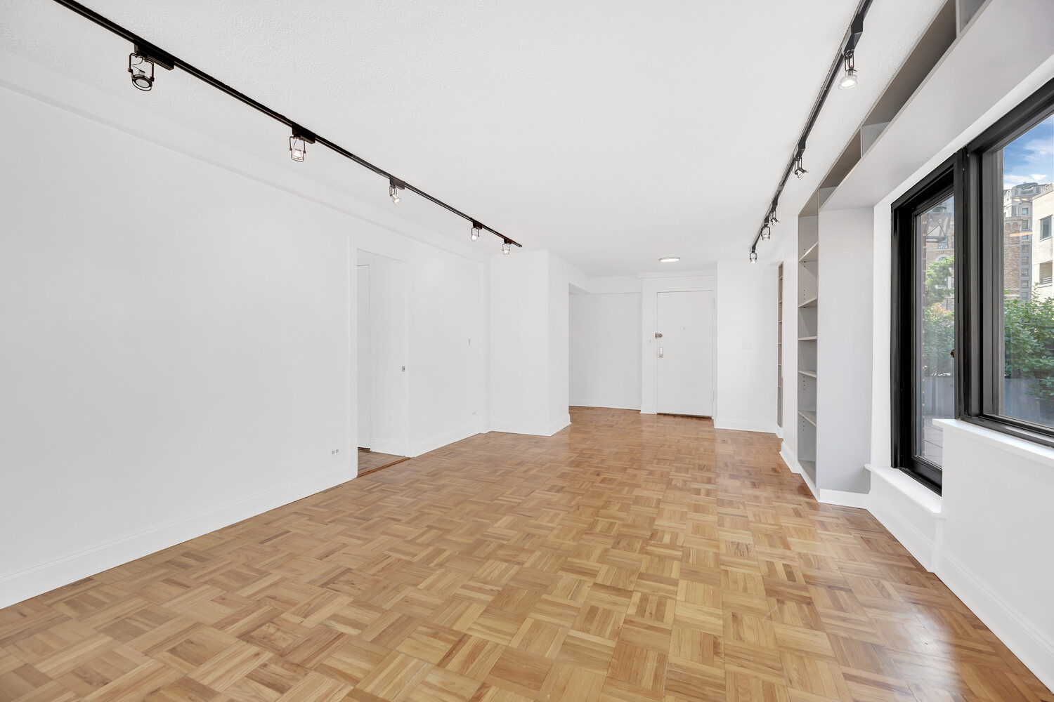 110 E 36TH Street 11A