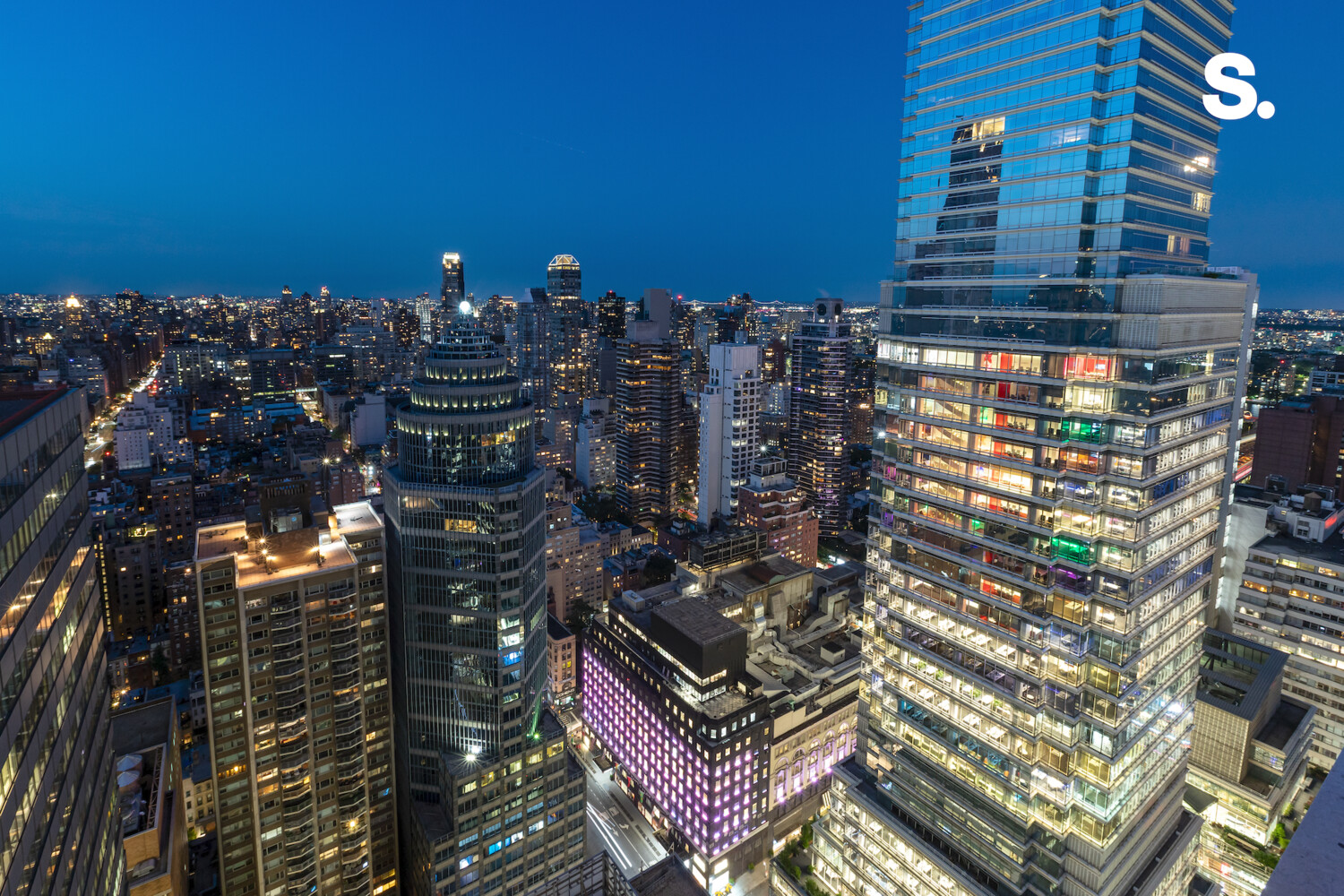 117 E 57TH Street 49D/51D