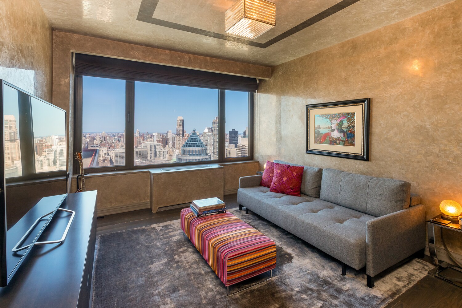 117 E 57TH Street 49D/51D