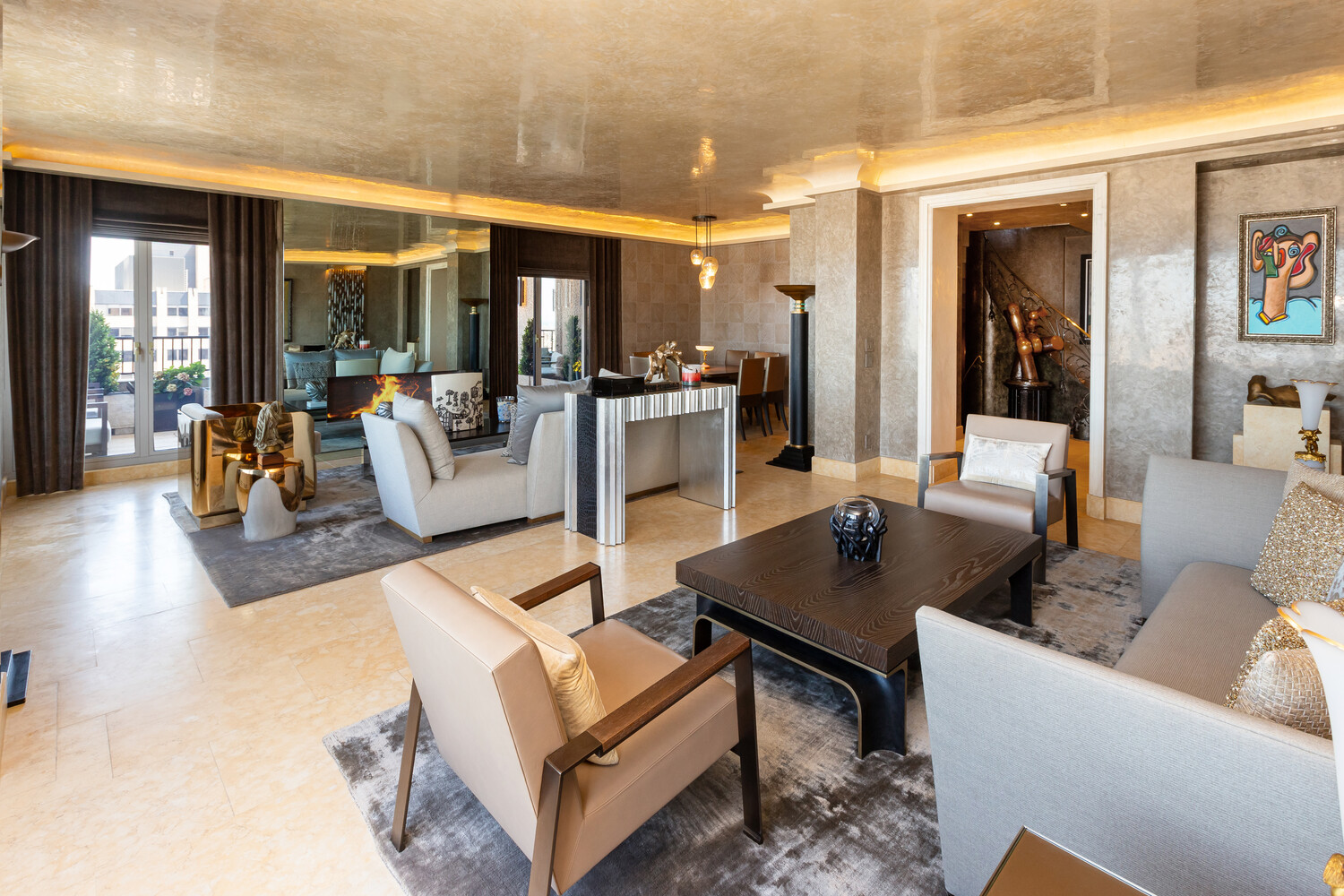 117 E 57TH Street 49D/51D