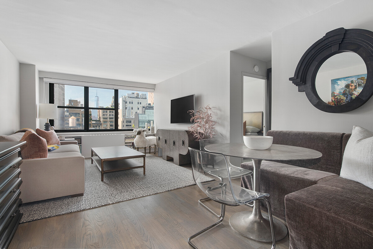 7 E 14TH Street 1416