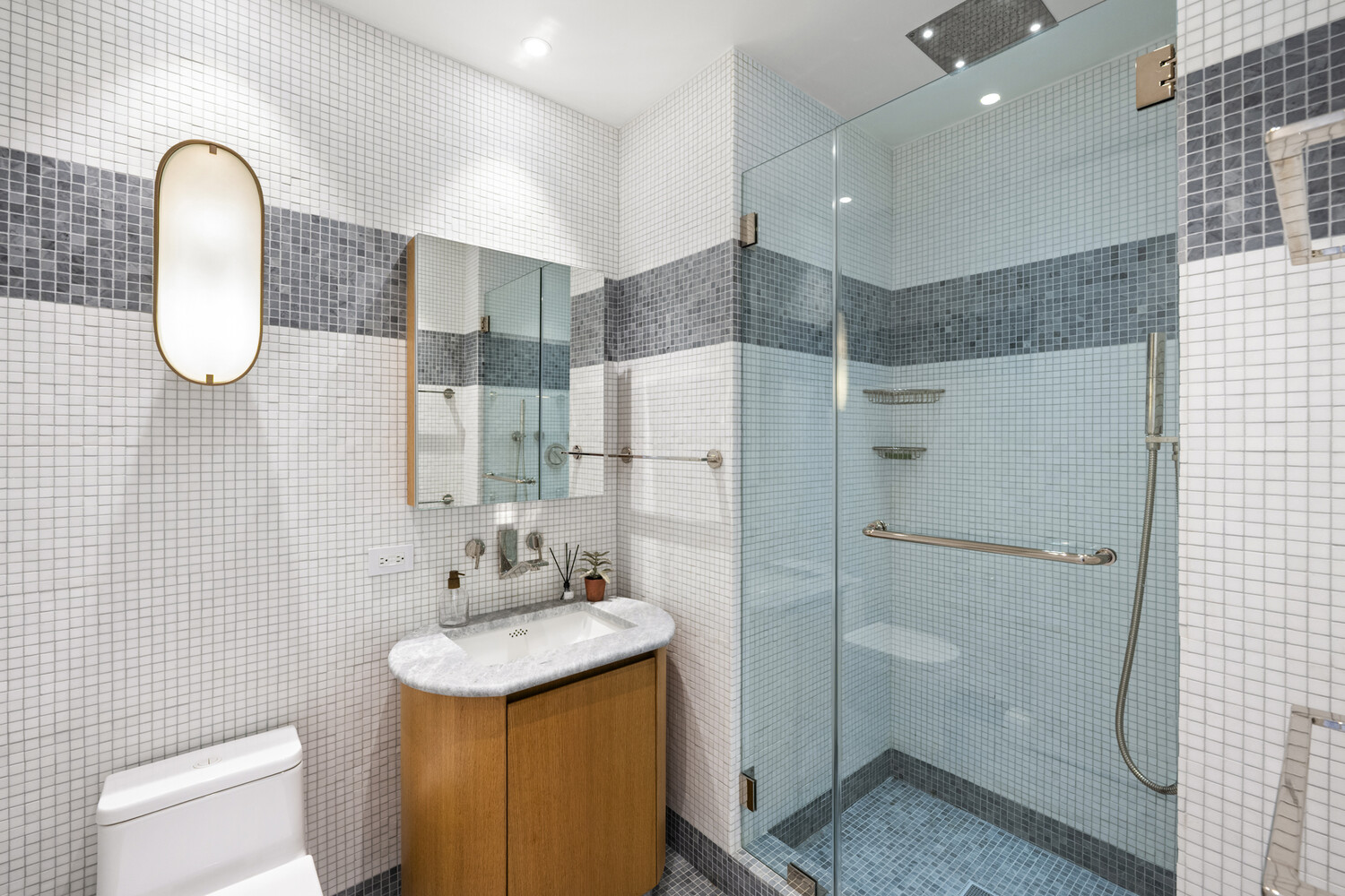 445 LAFAYETTE Street 12C