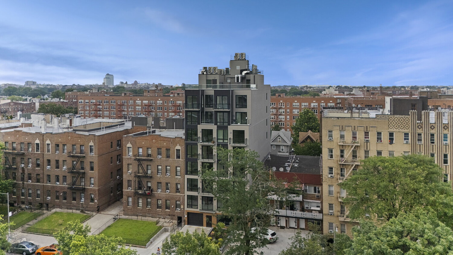 379 OCEAN Parkway PHB