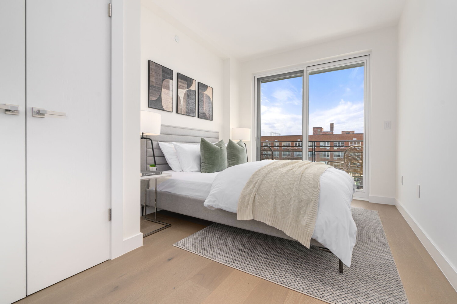 379 OCEAN Parkway PHB