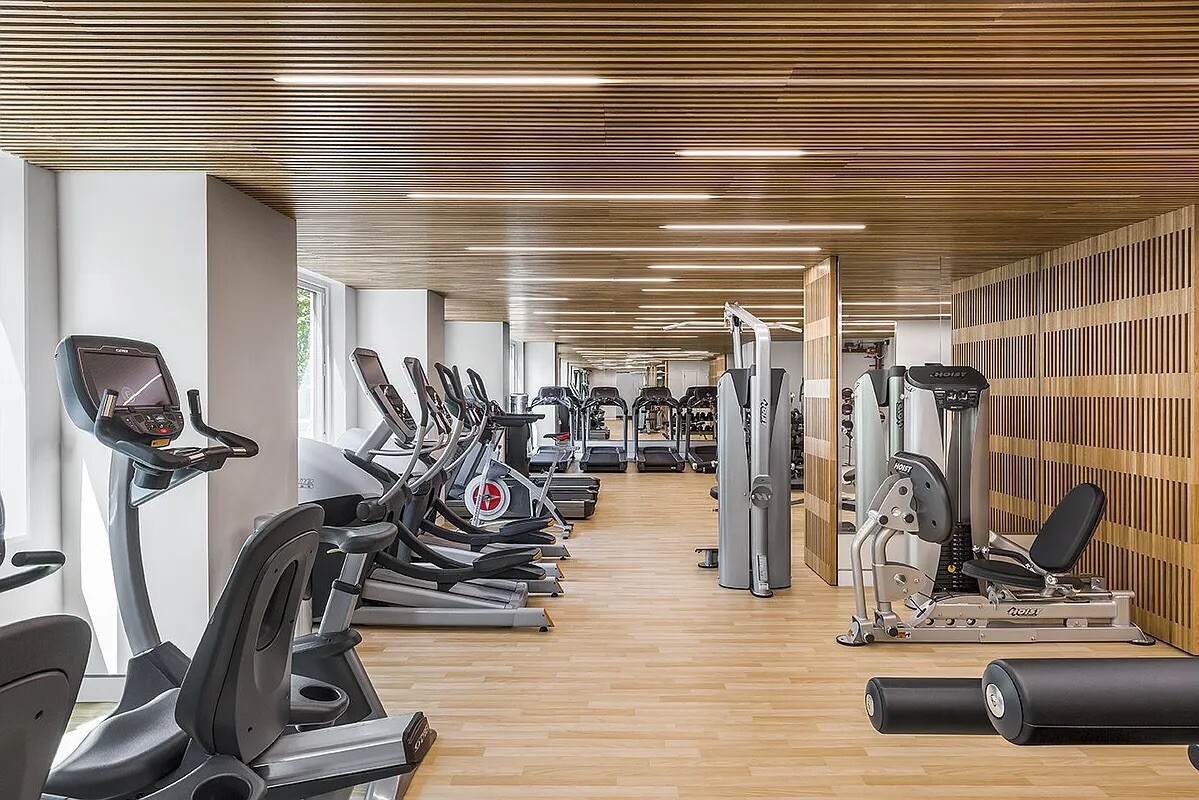 301 W 53RD Street 24K