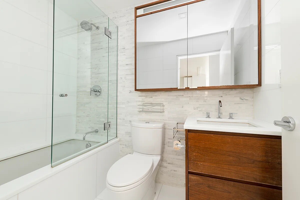 301 W 53RD Street 24K