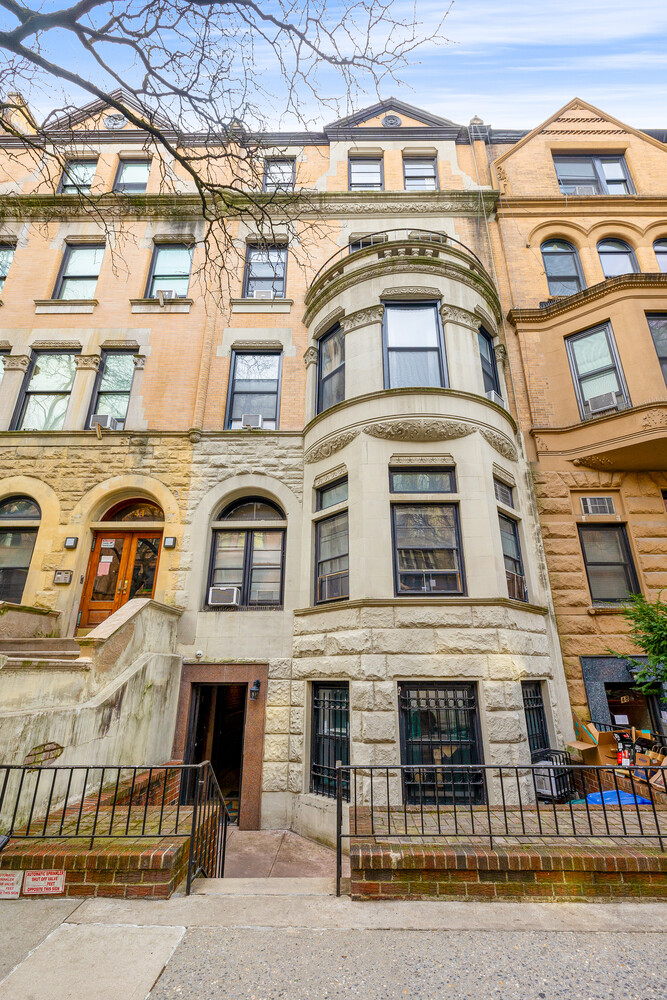 46 West 87TH Street