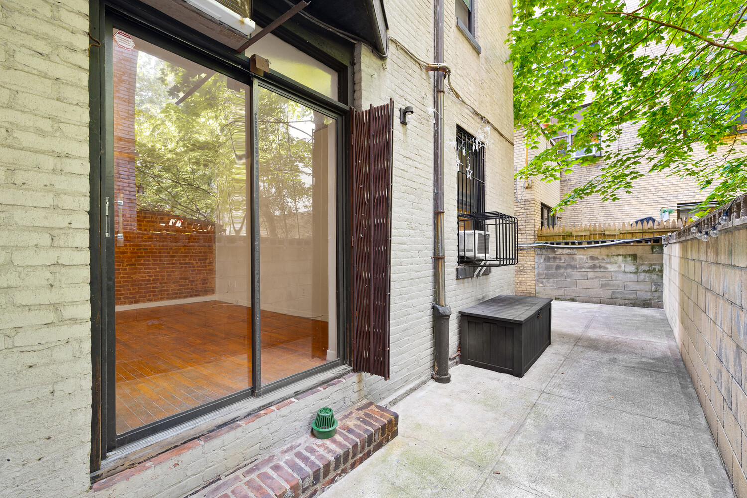 46 West 87TH Street
