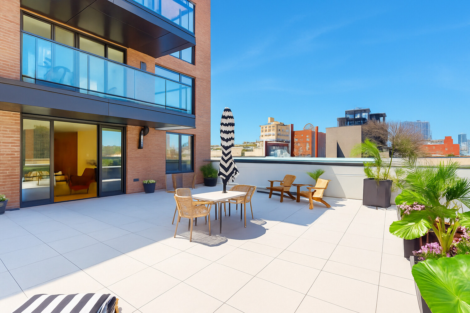 1025 PACIFIC Street 2