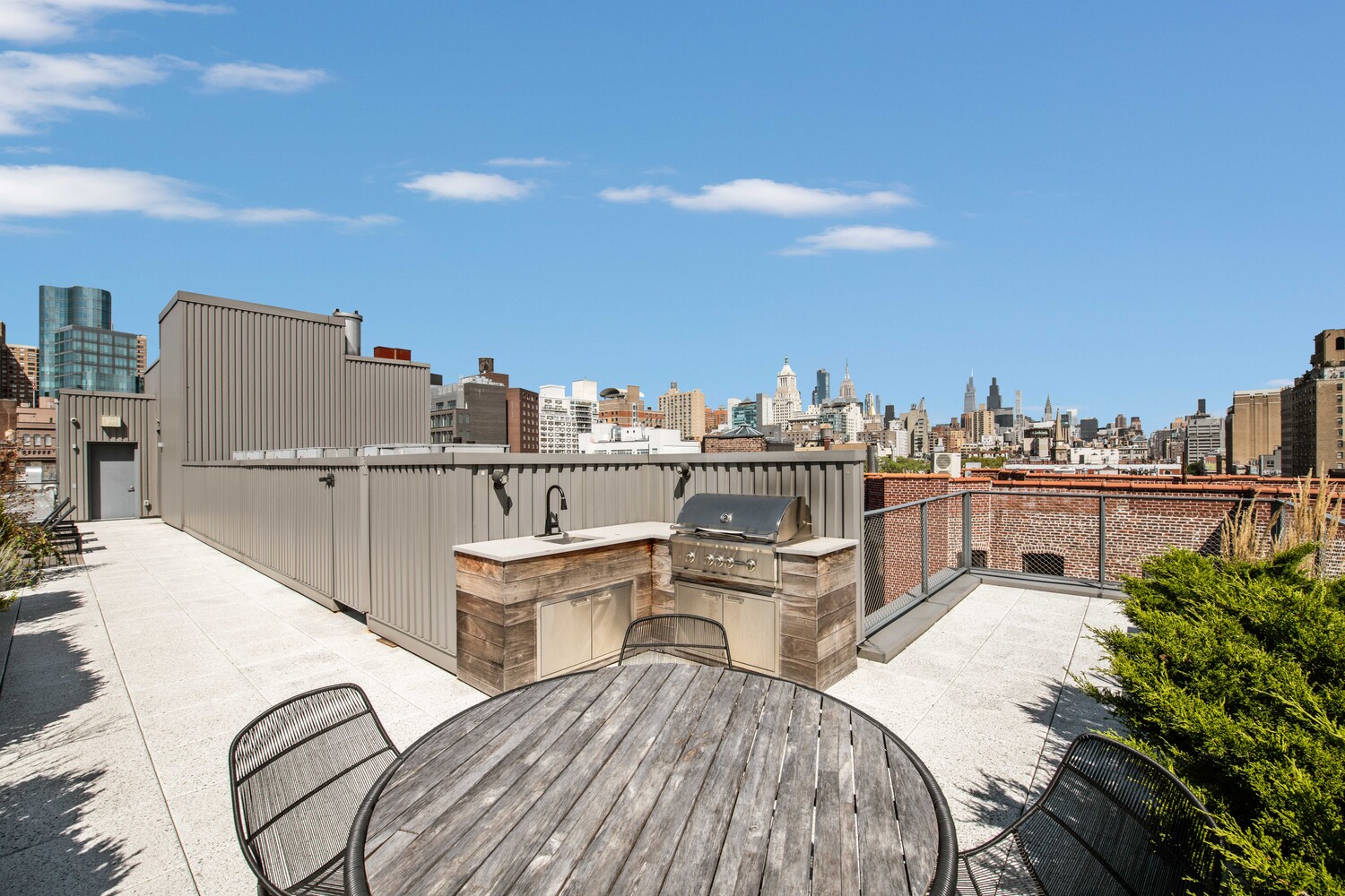 45 E 7TH Street 2D