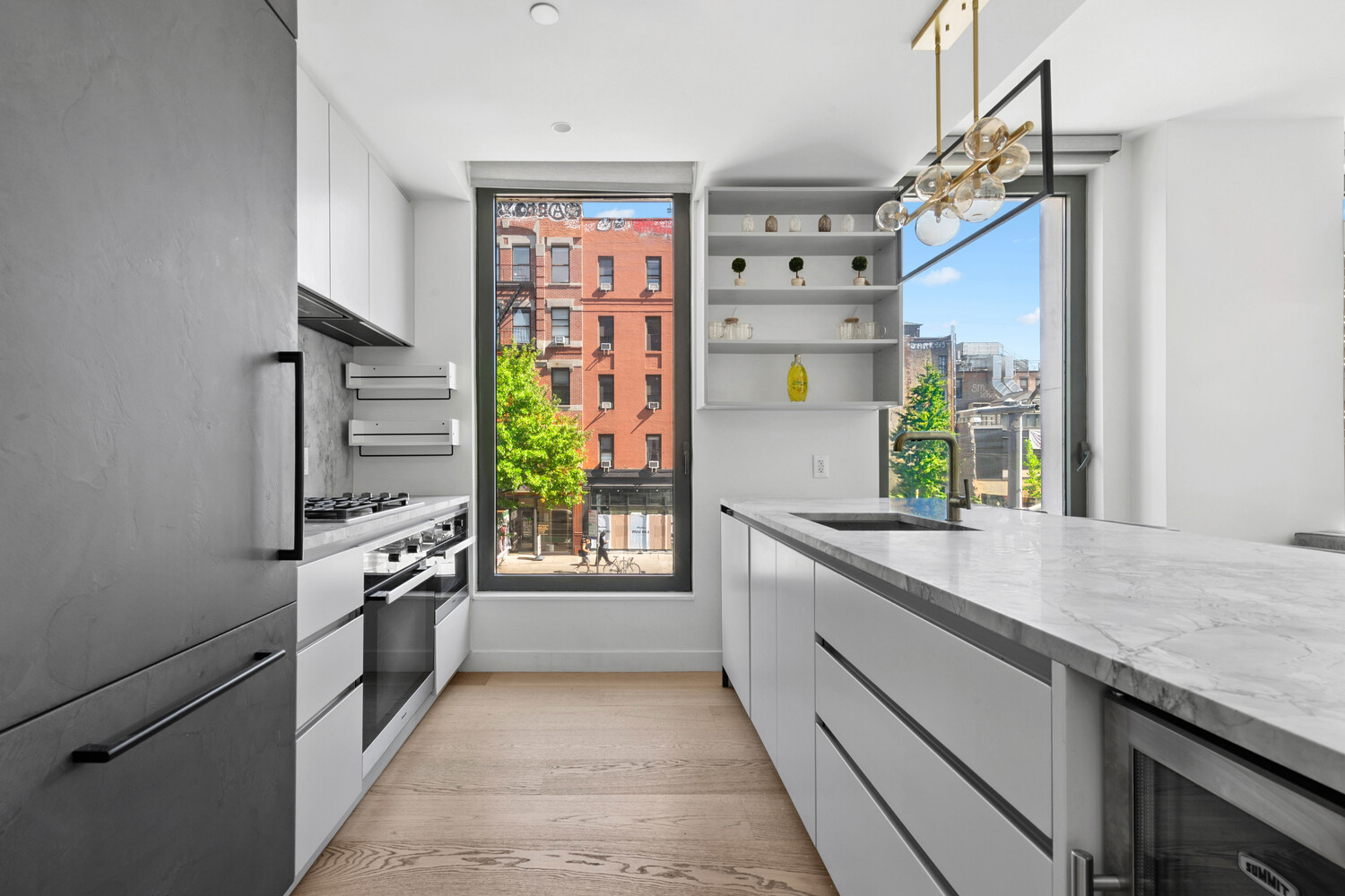 45 E 7TH Street 2D
