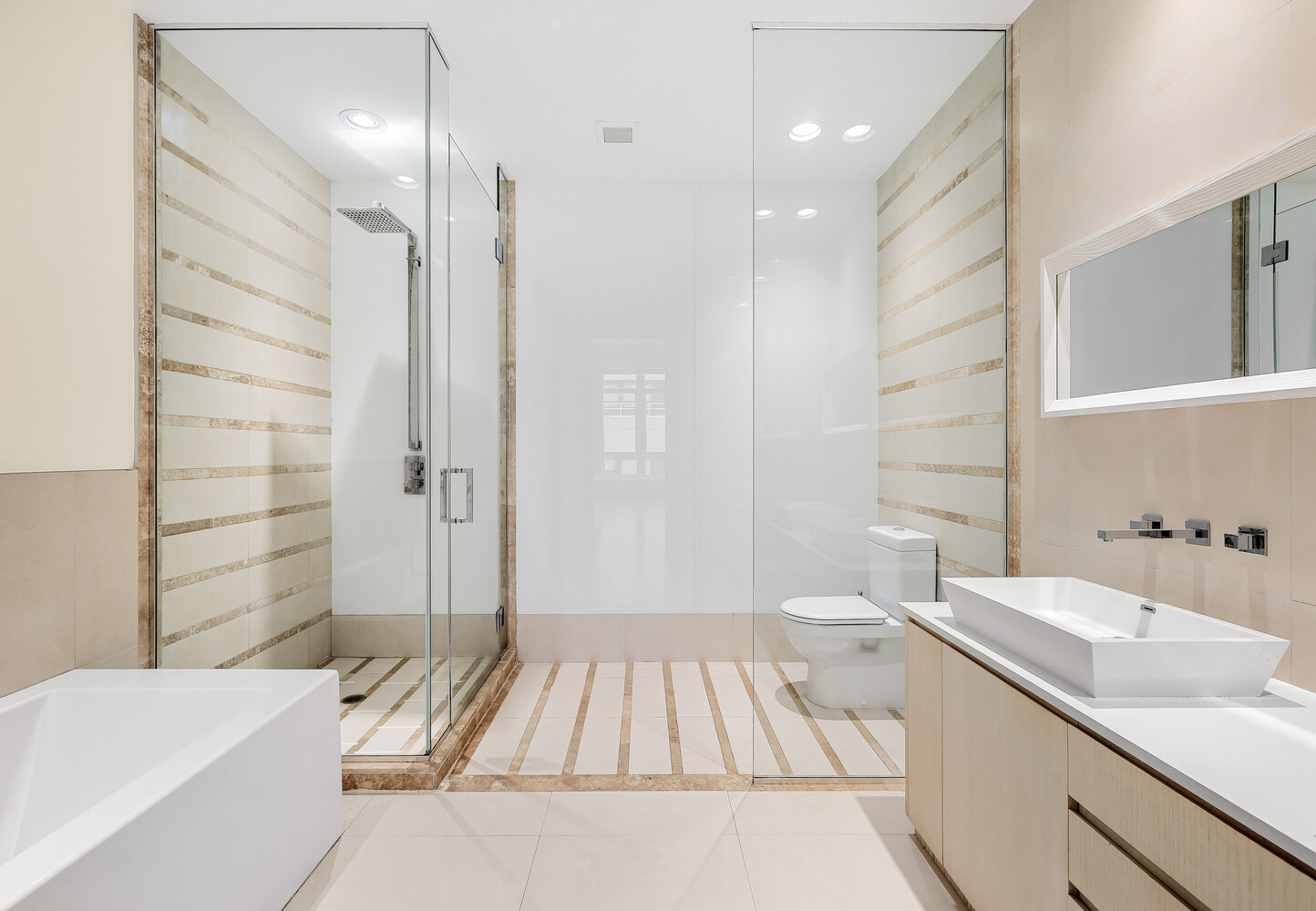 111 FULTON Street 808