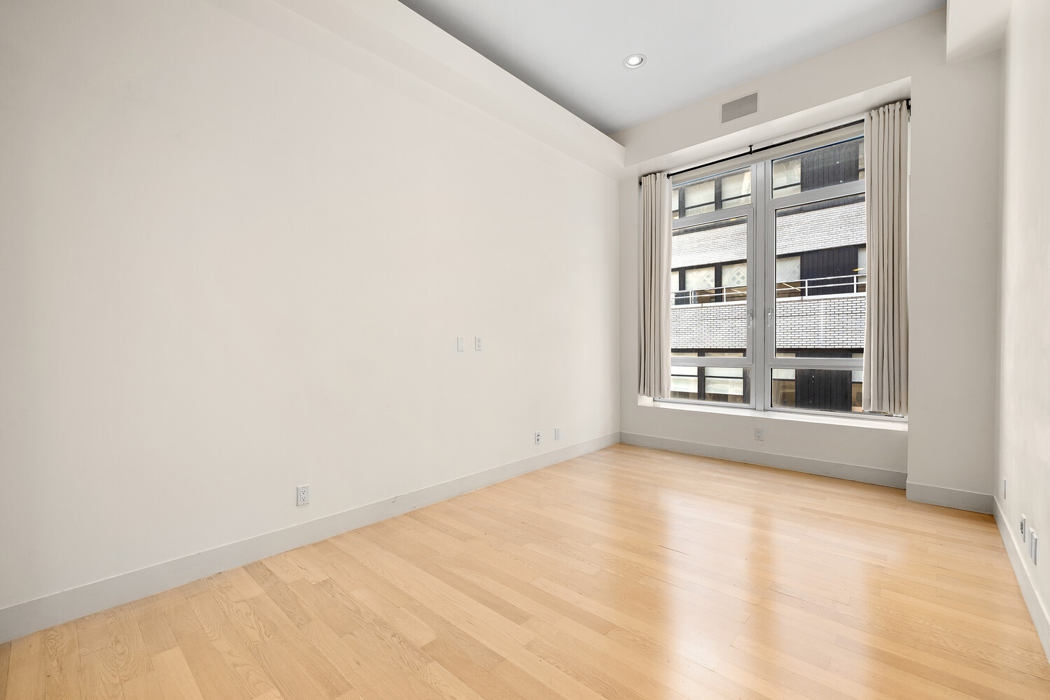 111 FULTON Street 808