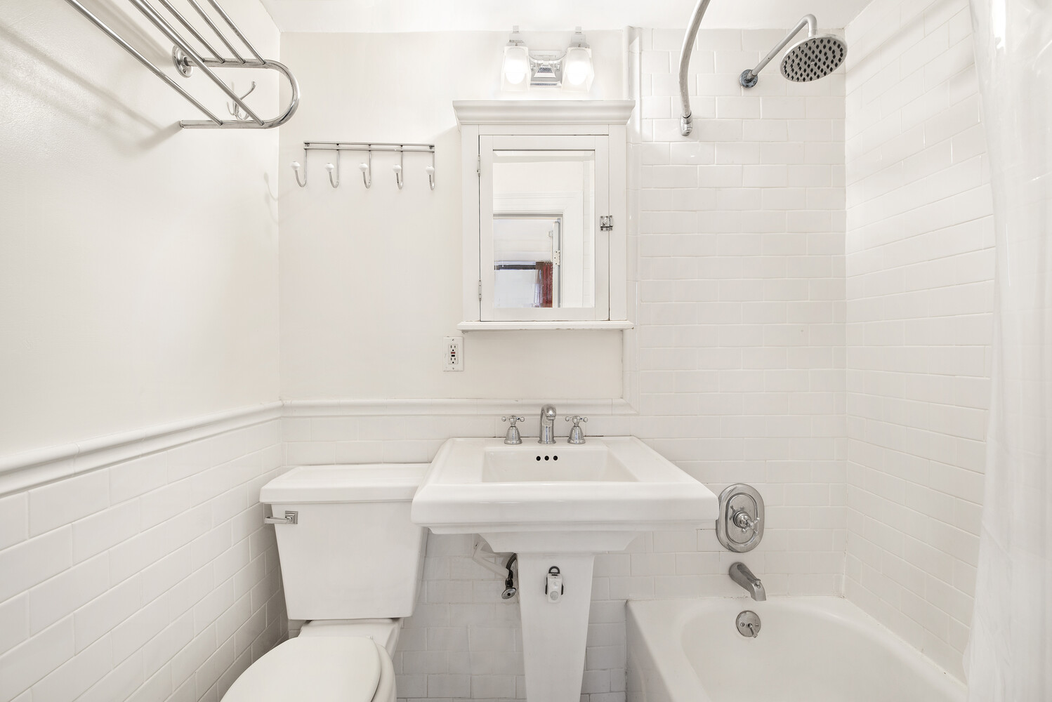 344 E 50TH Street 1B