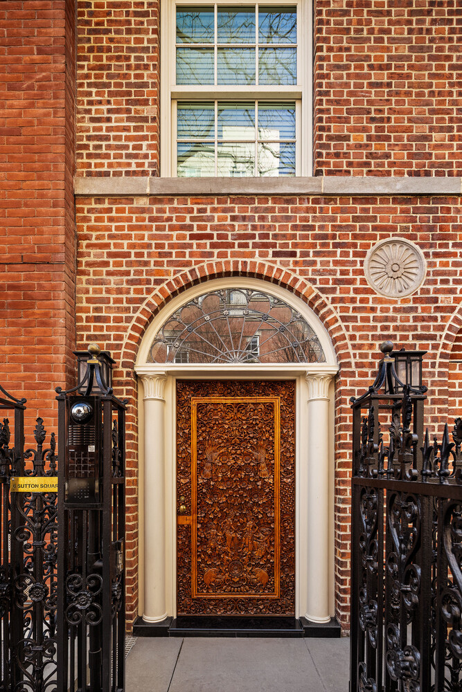 6 SUTTON Square