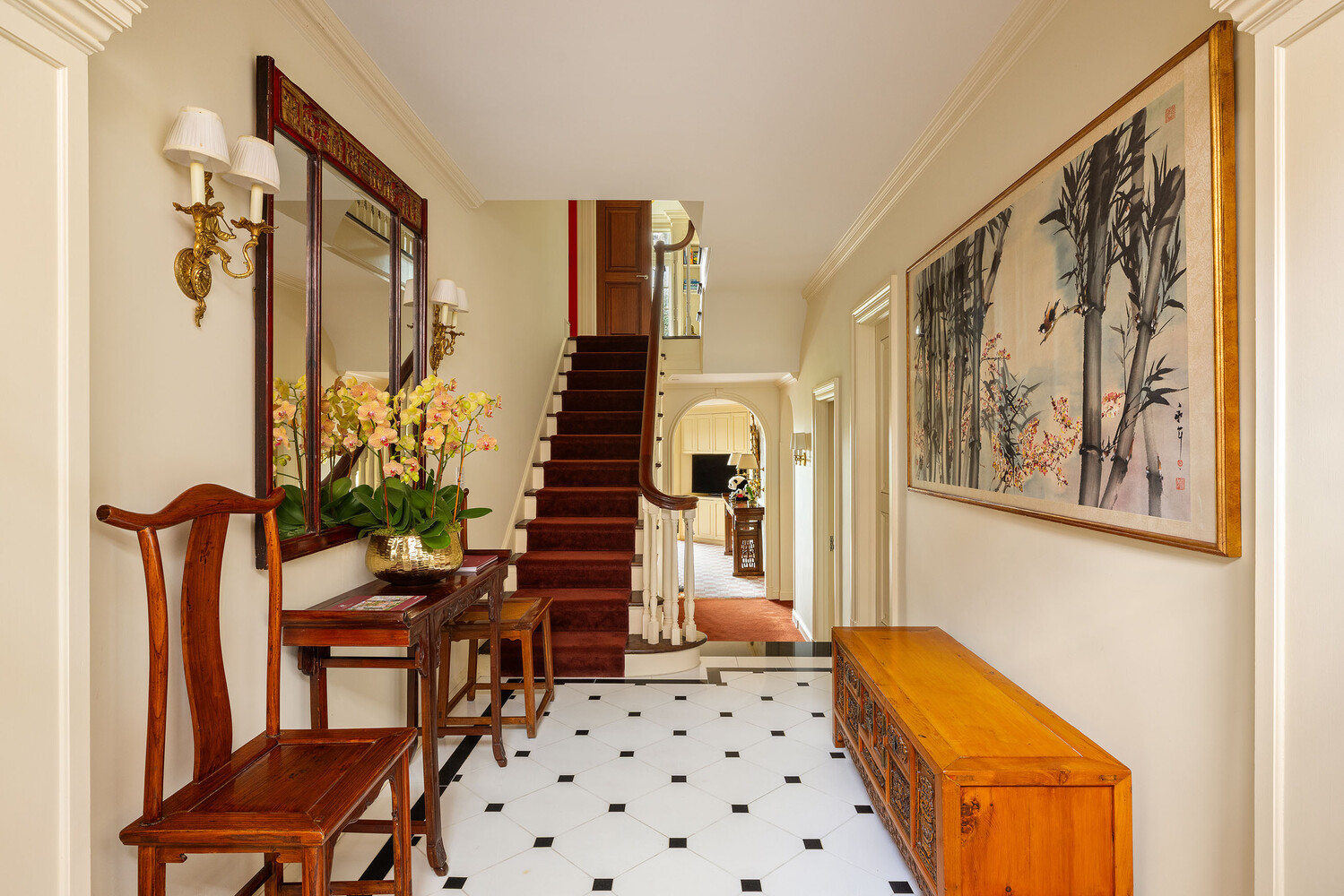 6 SUTTON Square