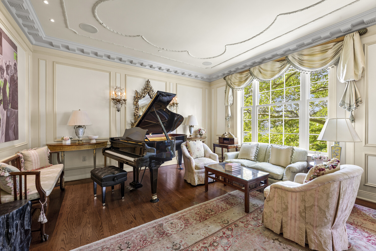 6 SUTTON Square