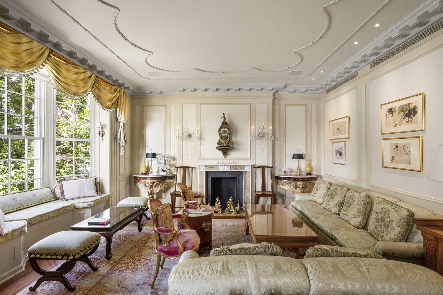 6 SUTTON Square