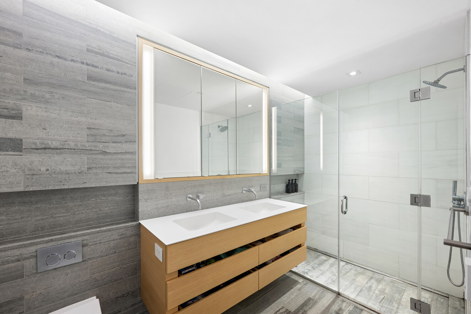 150 RIVINGTON Street 5F