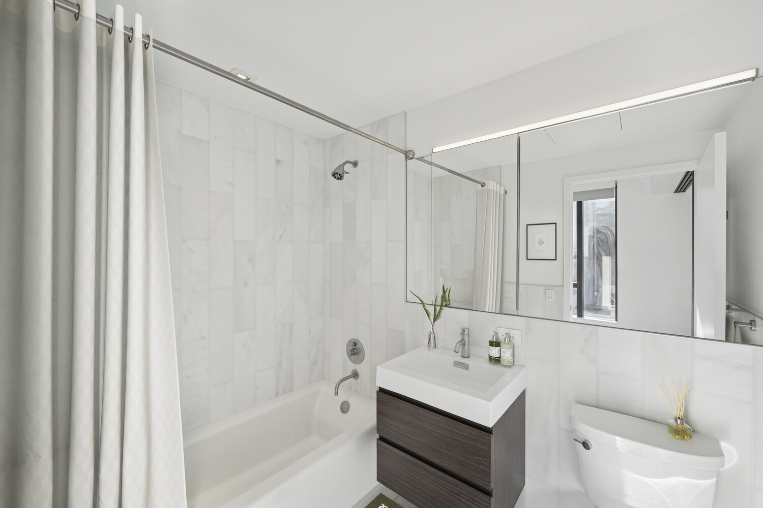 150 RIVINGTON Street 5F