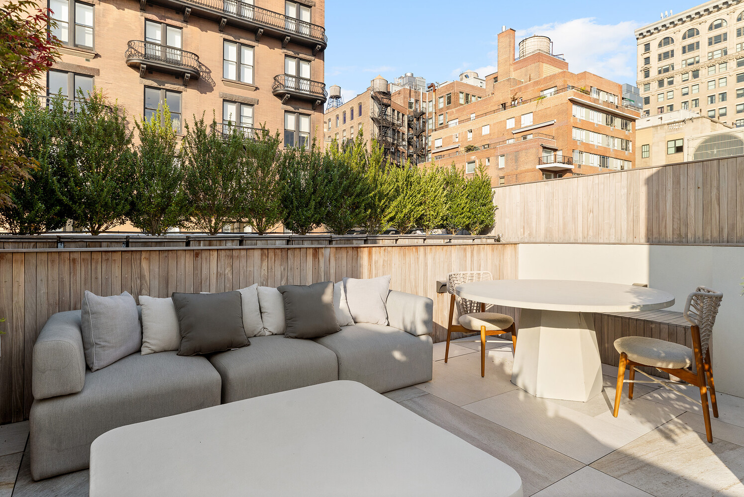 34 W 12TH Street