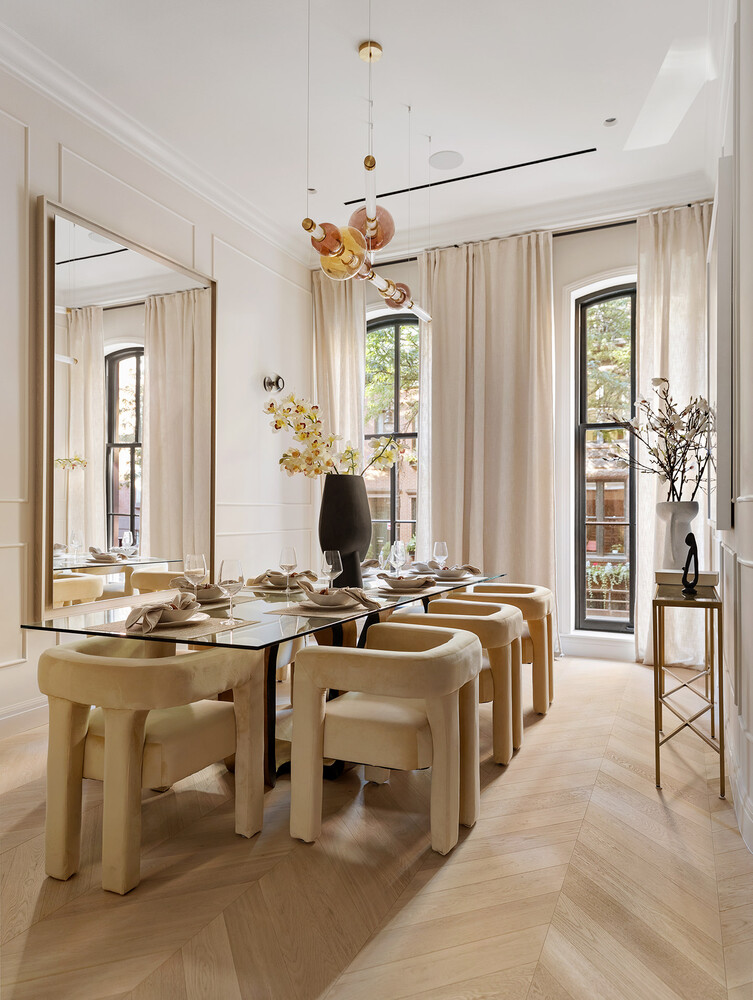 34 W 12TH Street