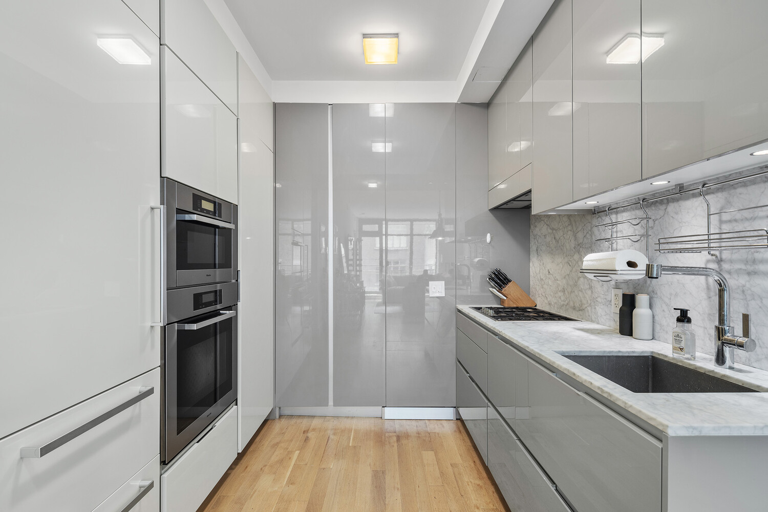 124 W 23RD Street 7B