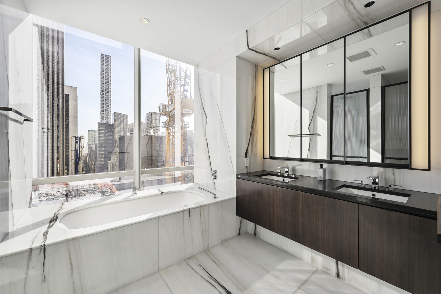 157 W 57TH Street 40F