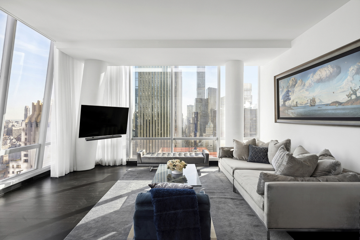 157 W 57TH Street 40F