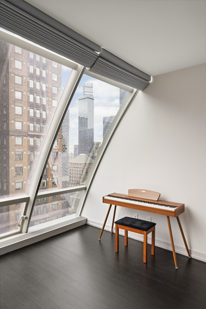 157 W 57TH Street 40F