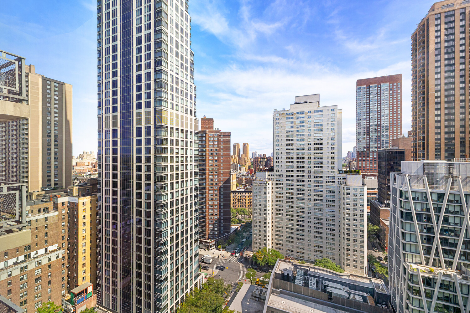 170 W END Avenue 26T