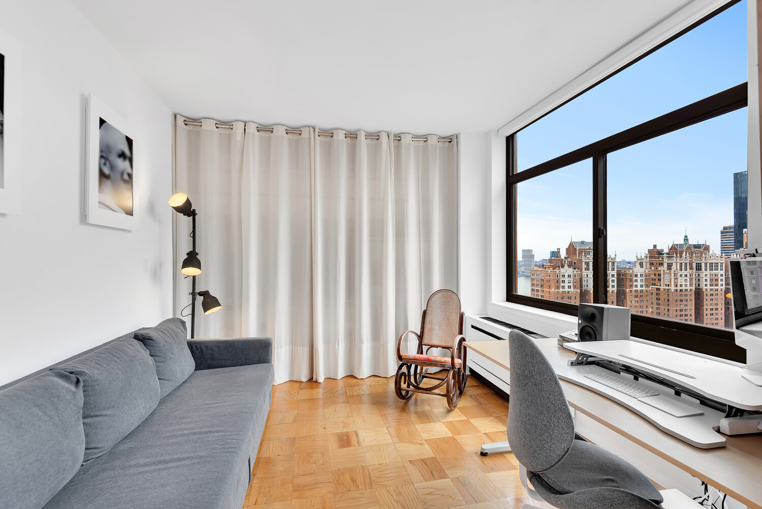 303 E 43RD Street 25B