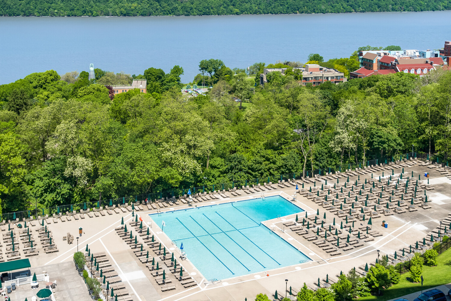 5700 ARLINGTON Avenue 10D