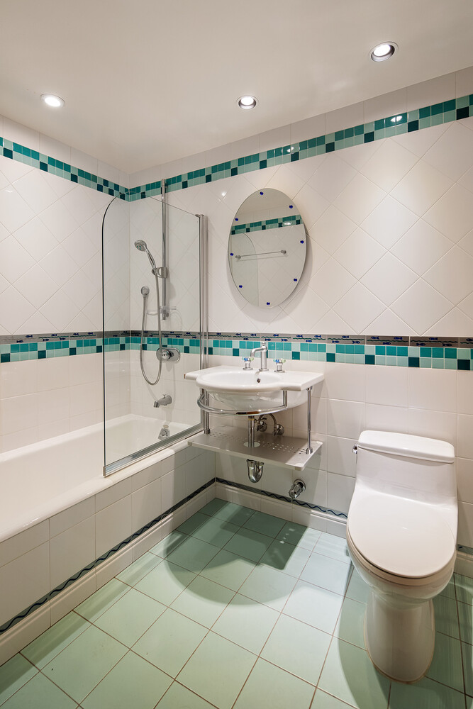 45 SUTTON Place S 11K