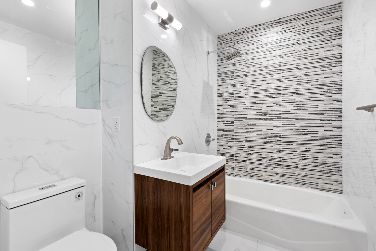 501 MYRTLE Avenue 4B