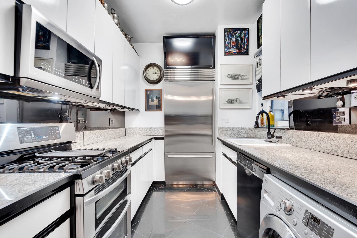 58 W 58TH Street 6EF