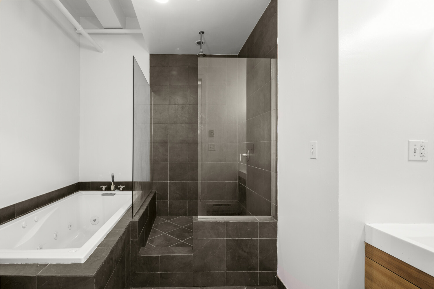 208 W 30TH Street 1101