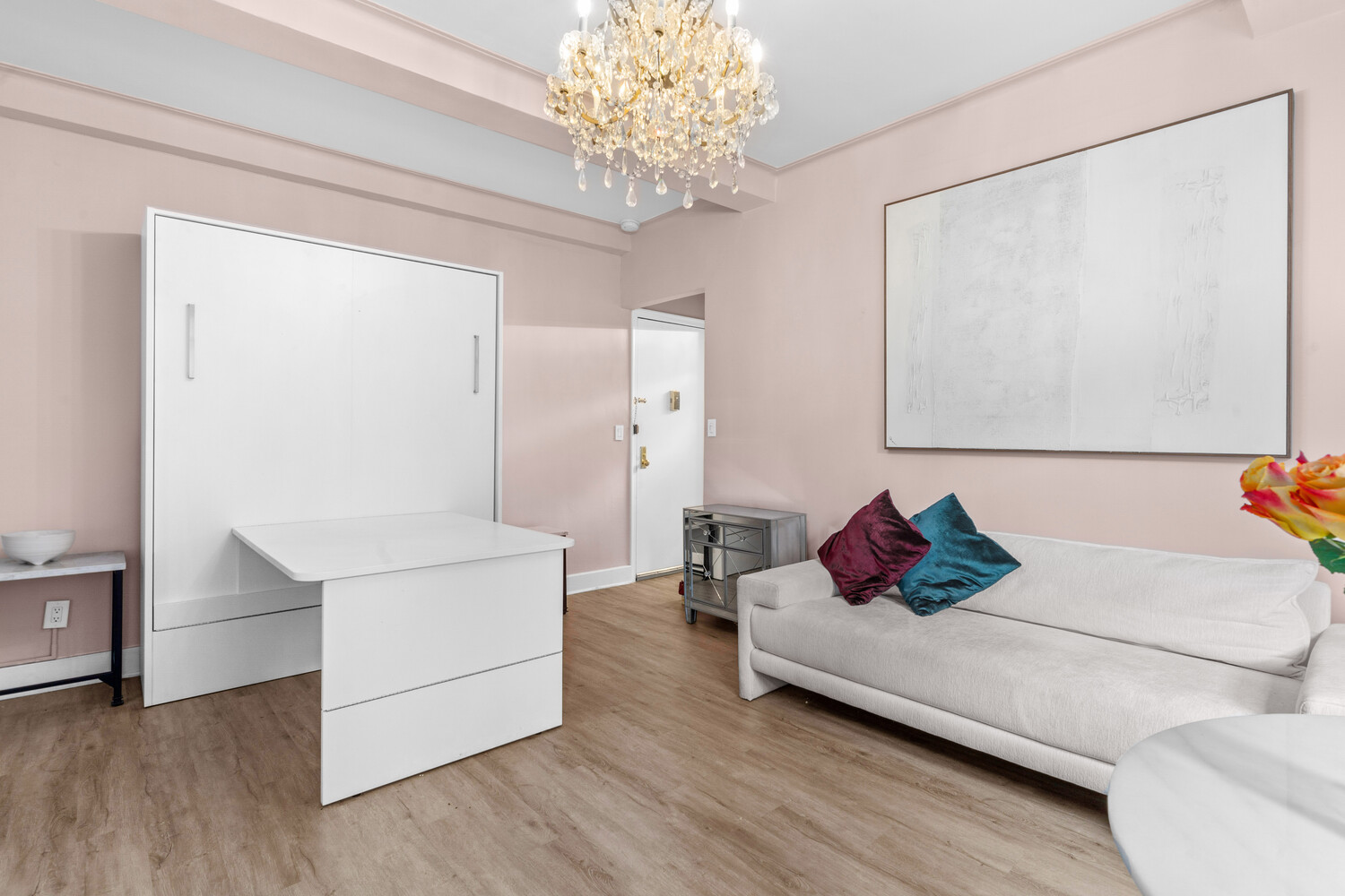 24 5TH Avenue 331