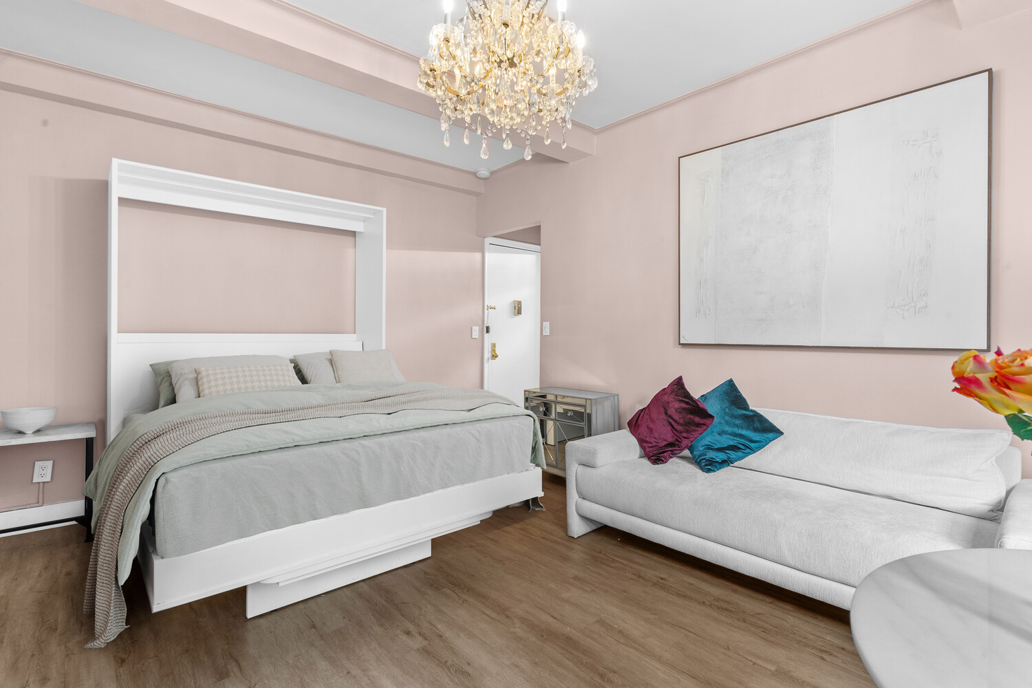 24 5TH Avenue 331