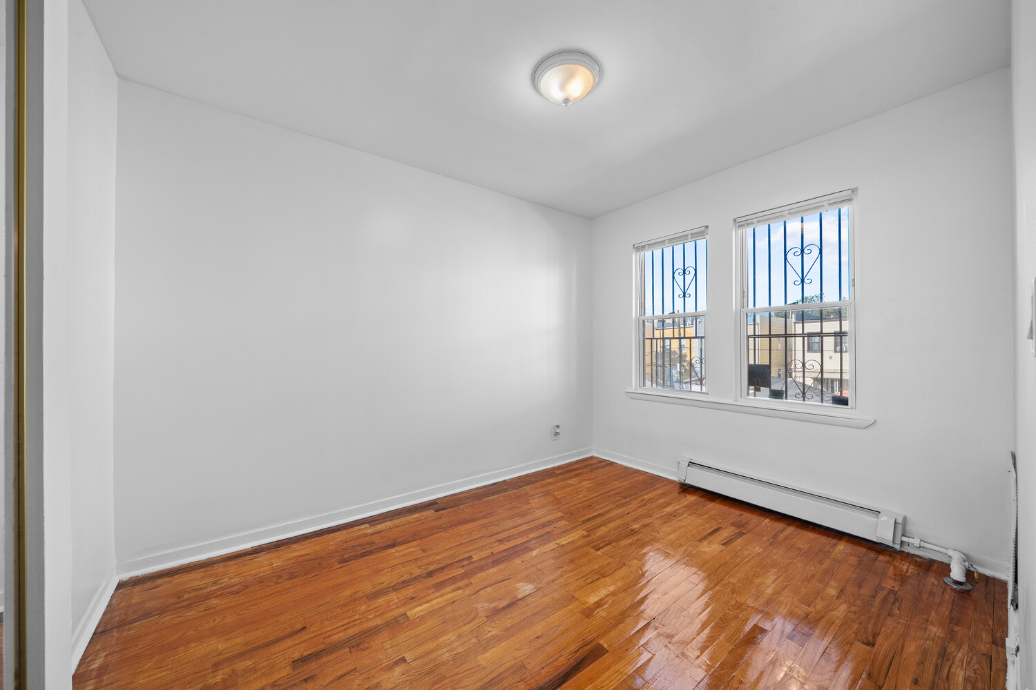 266 E 37TH Street