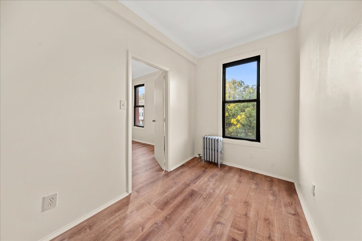 48 PULASKI Street 2