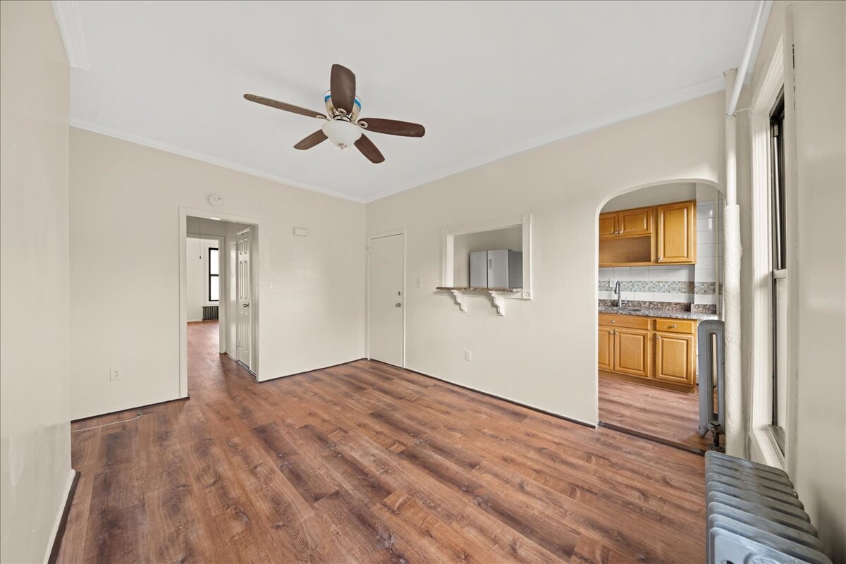 48 PULASKI Street 2
