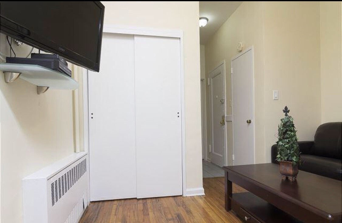 238 E 82ND Street 4A