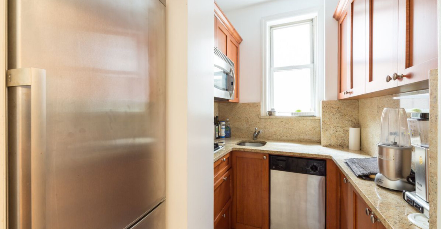 108 E 66TH Street 2B